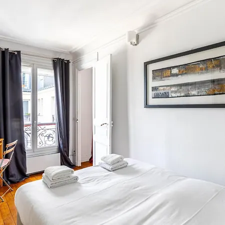 Appartamento Guestready - Modern Comfort Near Sacre-coeur Parigi
