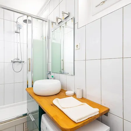 Appartamento Guestready - Modern Comfort Near Sacre-coeur Parigi